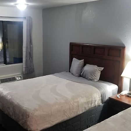 סטילווטר Hotel 2 Queen Beds Hotel Room 220 Booking מראה חיצוני תמונה