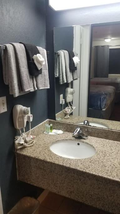 סטילווטר Hotel 2 Queen Beds Hotel Room 220 Booking מראה חיצוני תמונה